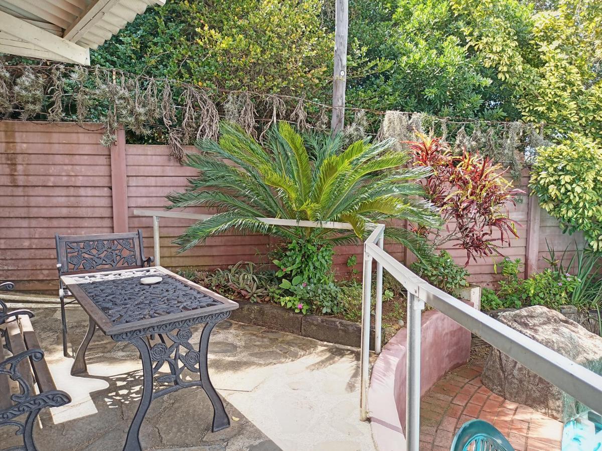 Chalet Whispering Waves Bazley Beach